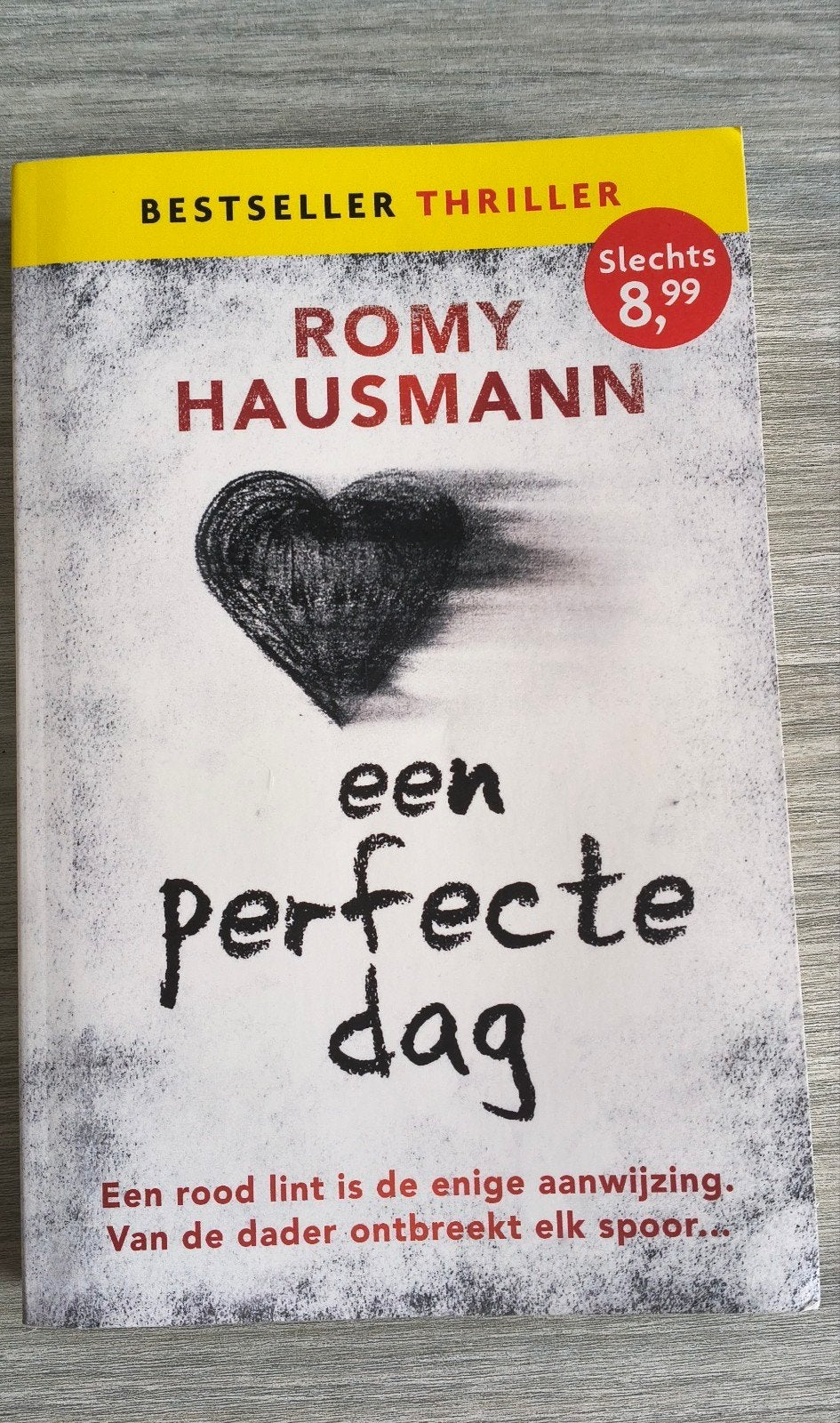 Een perfecte dag, Livres, Enlèvement ou Envoi, Comme neuf, Romy Hausmann
