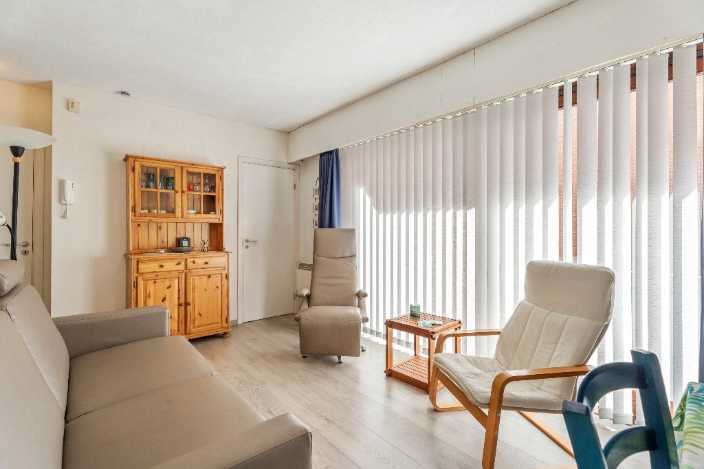 ZEEDIJK / LICHTRIJK, Tot 200 m², Provincie West-Vlaanderen, 1 kamers, 338 kWh/m²/jaar