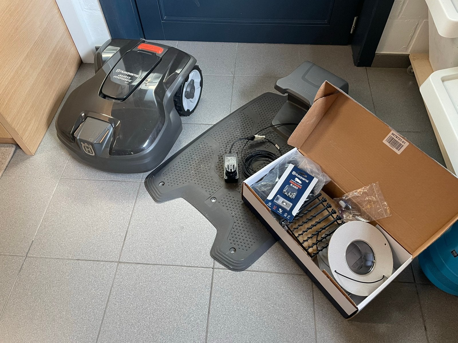 HUSQVARNA AUTOMOWER 305, Ophalen of Verzenden