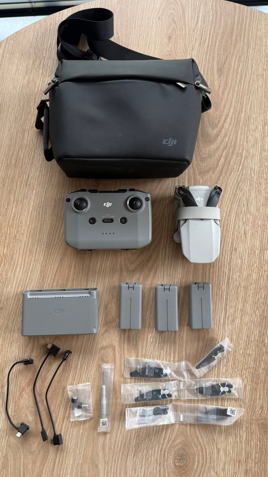 DJI mavic mini 2 fly more combo, TV, Hi-fi & Vidéo, Drones, Drone avec caméra, Moins de 250 g, Qualité supérieure, Comme neuf