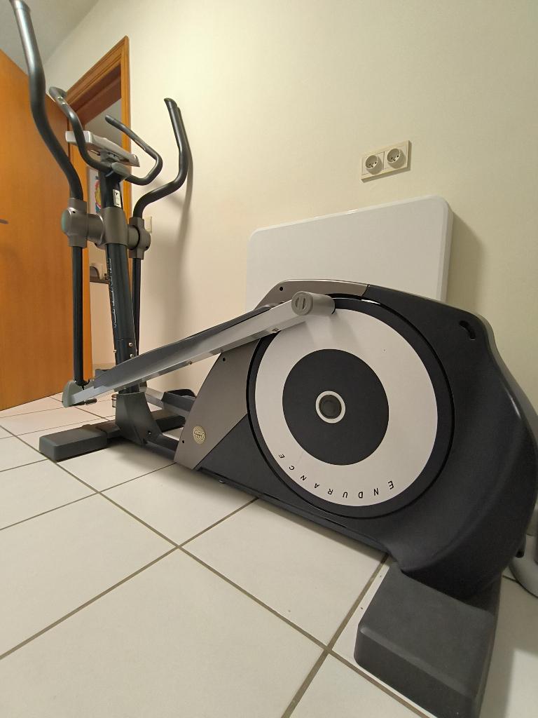 CrossFit toestel Tunturi C80, Enlèvement, Comme neuf, Jambes, Vélo elliptique