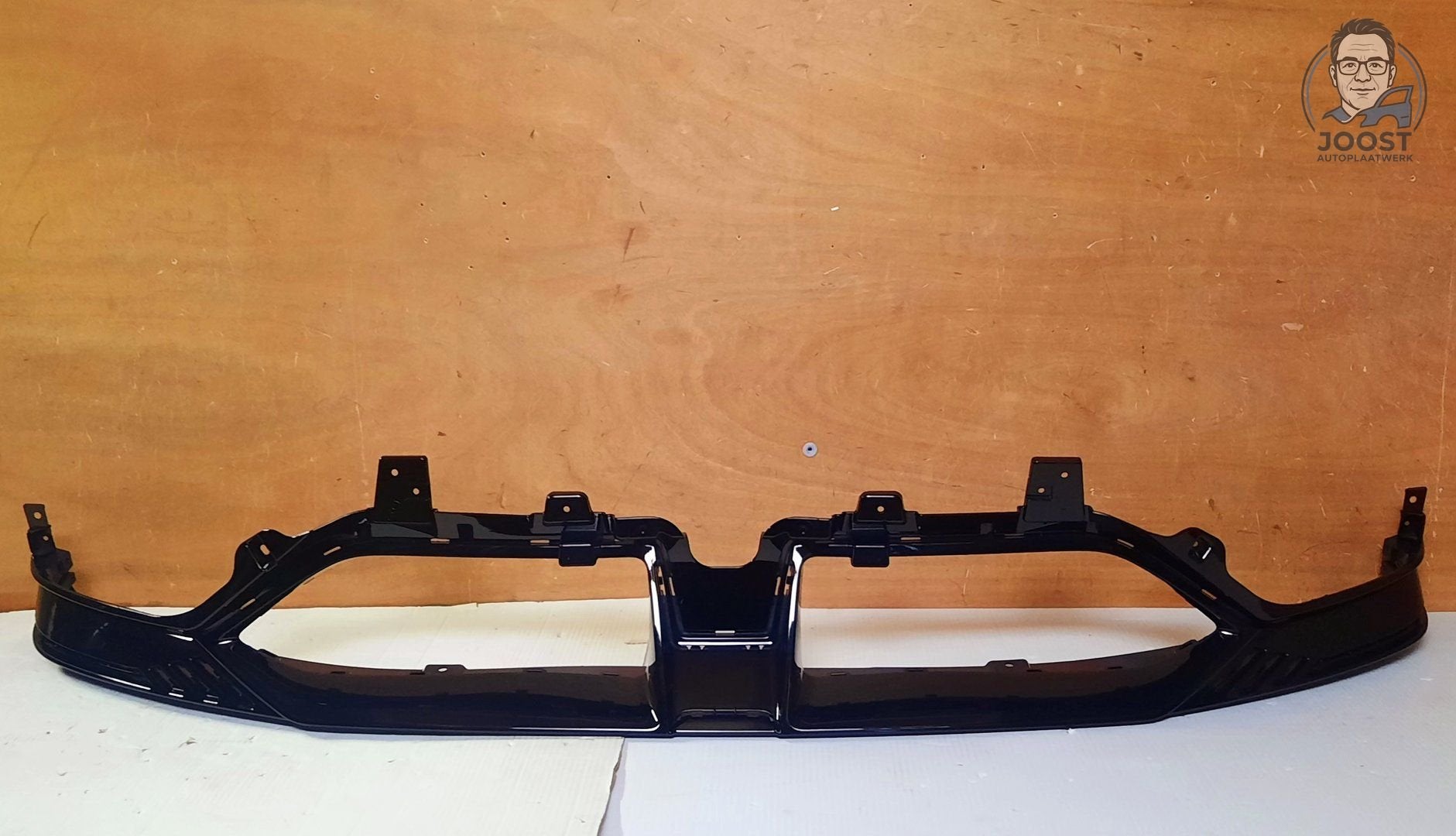 Voorbumper spoiler nieuw orgineel MG MG4 v.a 2023 P11186025, -De Entree 159, 1101 HE Amsterdam, Voor, Herkomst onderdeel bekend