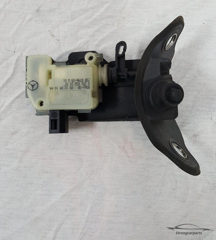 Tankklep vergrendelingsmotor Mercedes CLS C219 A2518200197, Utilisé, -, -, Enlèvement ou Envoi
