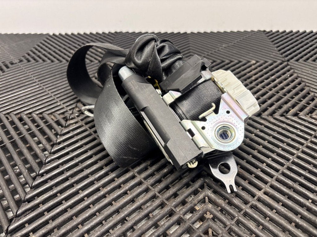 VEILIGHEIDSGORDEL RECHTS VOOR Polo V (6R) (|6R4857706A|), Gebruikt, Volkswagen, Volkswagen AG, Kundenbetreuung@volkswagen.de