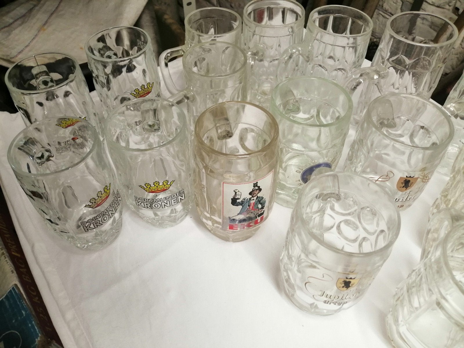 23 bierglazen met handvat, in goede staat, Ophalen