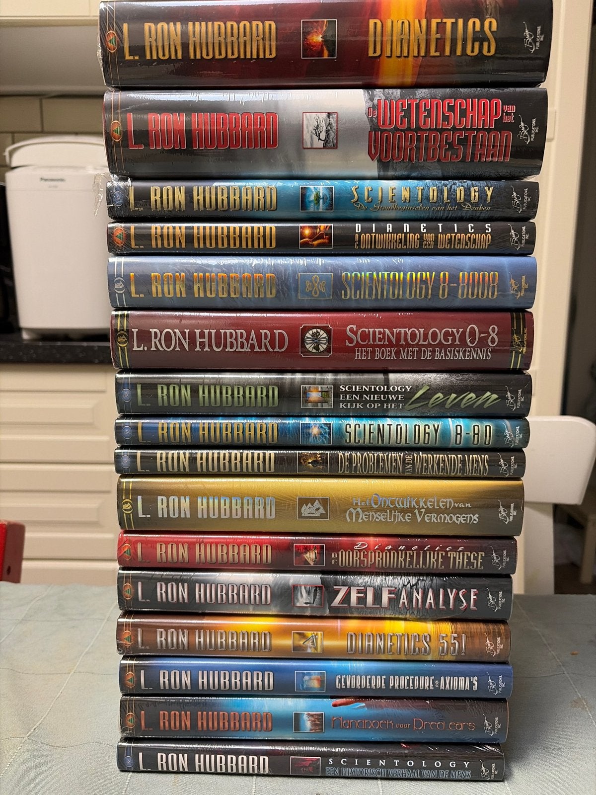 Complete Set NL Scientology & Dianetics "Basics" - nieuw, Livres, Enlèvement ou Envoi, Neuf, Spiritualité en général, Arrière-plan et information