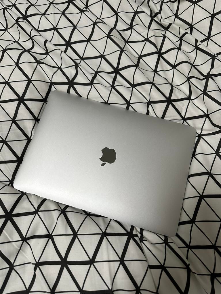 Apple MacBook Pro 2020 13 pouces, 13 pouces, 512 GB, Utilisé, Azerty