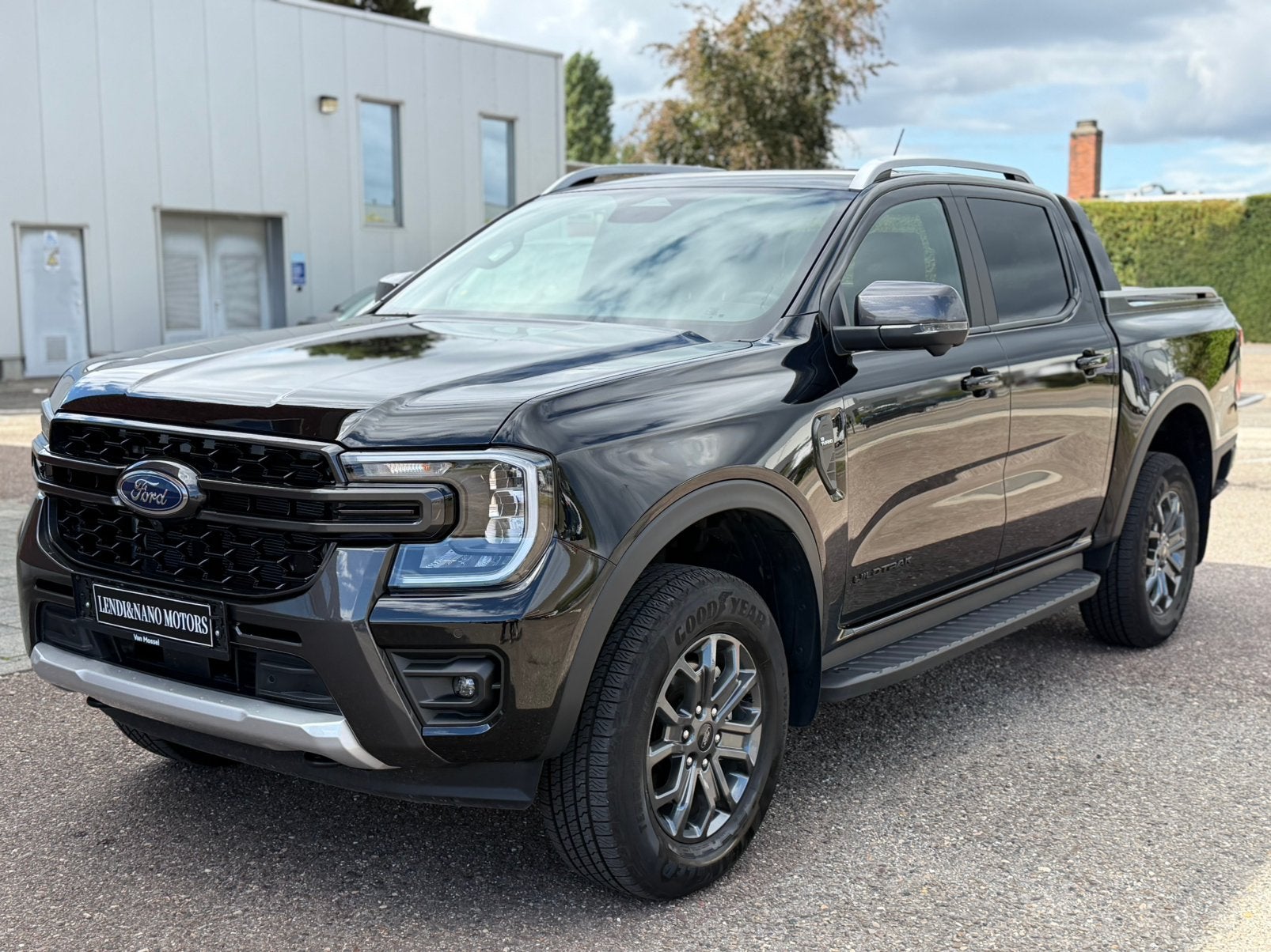 Ford Ranger Wildtrak 04/2026 4,500km Nieuwstaat, Auto's, Automaat, Dealer onderhouden, 4 cilinders, 2298 kg
