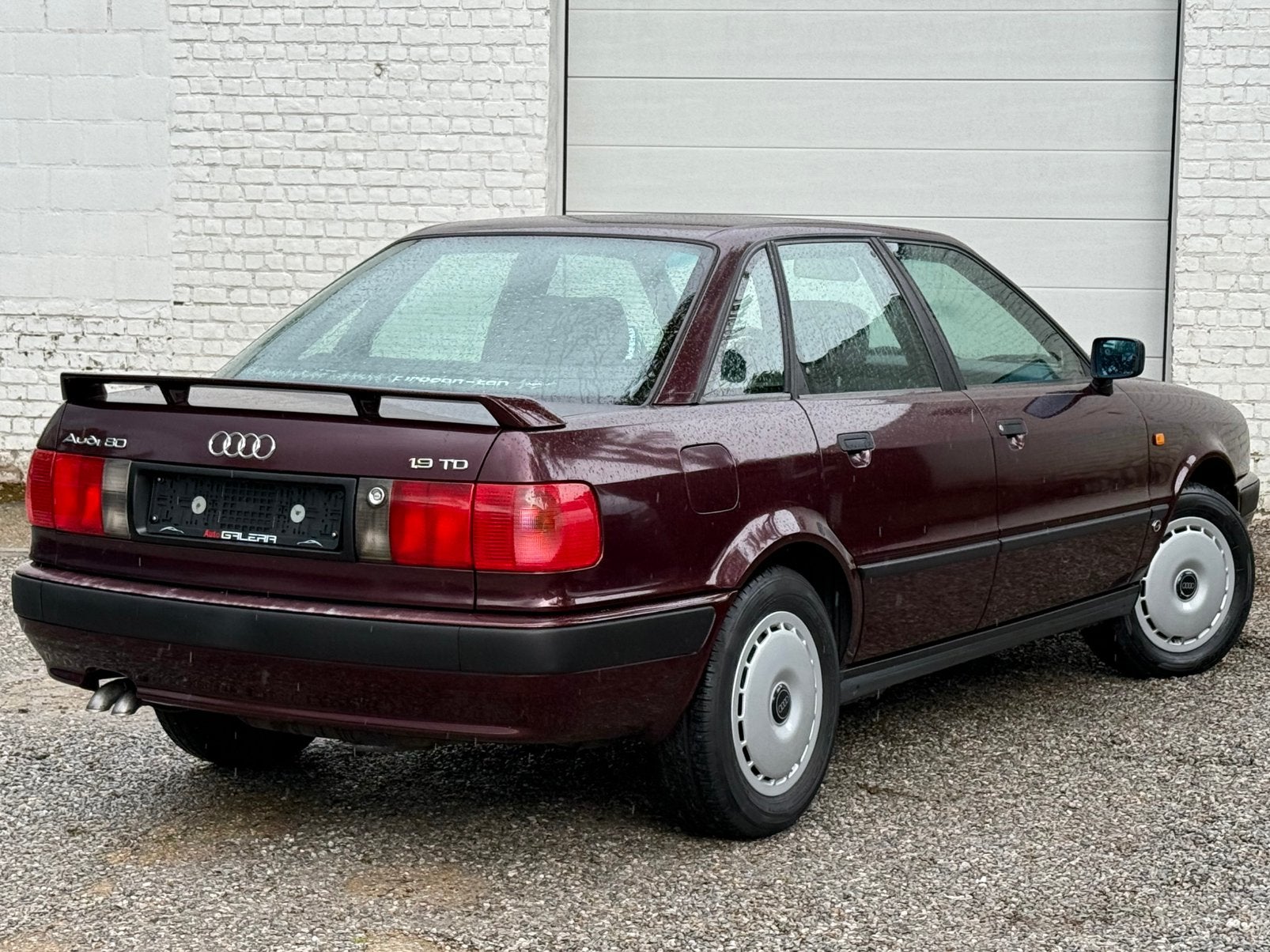 Audi 80 1.9 TD*147.000km*1stehand*1992*oldtimer*voorouder*, Auto's, Stof, Zwart, Overige kleuren, 1900 cc