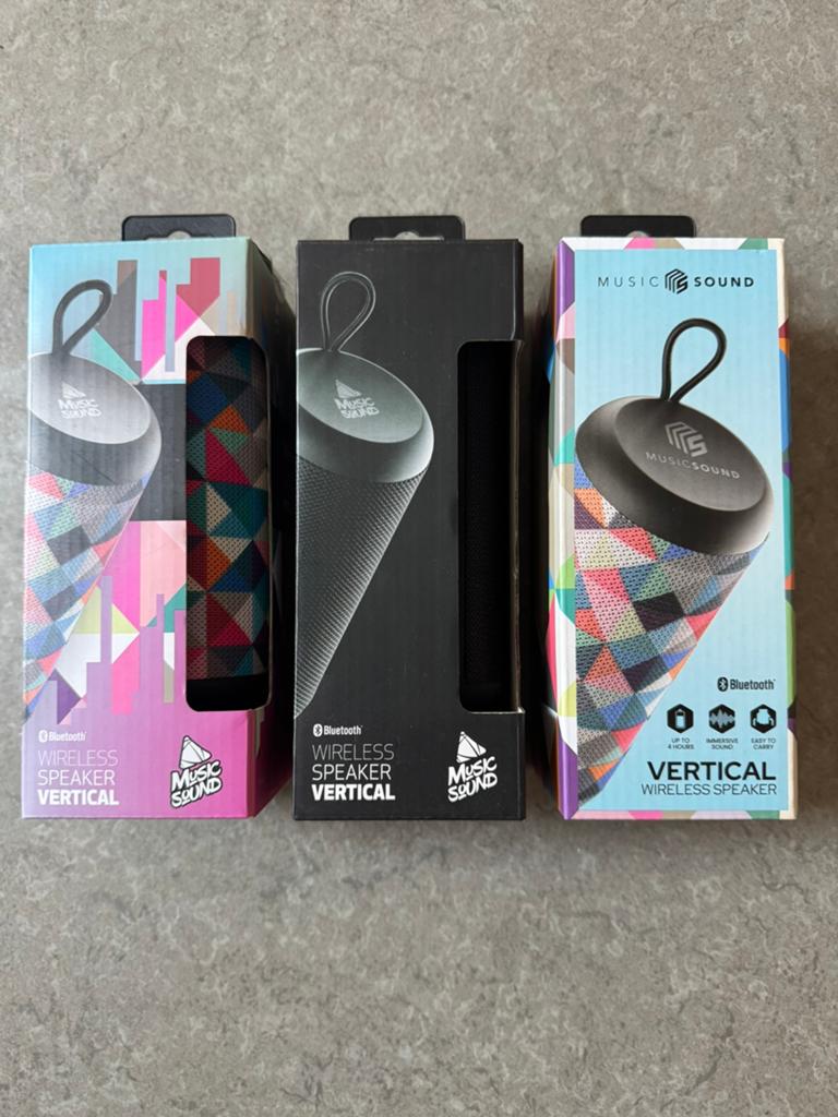 3 Bluetooth luidsprekers ( ook per stuk te koop ), Ophalen of Verzenden, Zo goed als nieuw