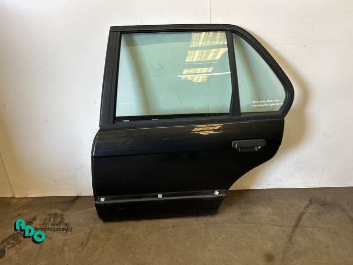 Portier 4Deurs links-achter van een BMW 3-Serie (3-Serie 82-, Gebruikt, -, Deur, -