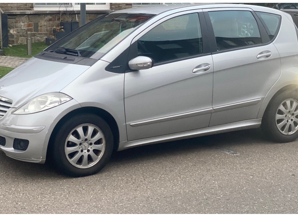 Mercedes A klasse 180, Auto's, Opel, Stof, 15 kg, 3500 kg, 5 deurs