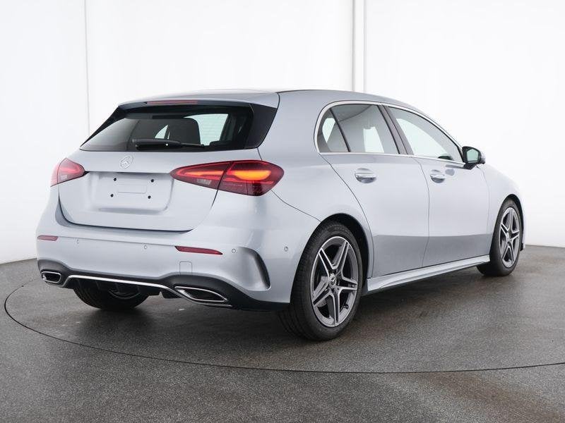 Mercedes-Benz A-Klasse 200 Hatchback AMG Line | 360° Camera, Achat, 1440 kg, Entreprise, Noir