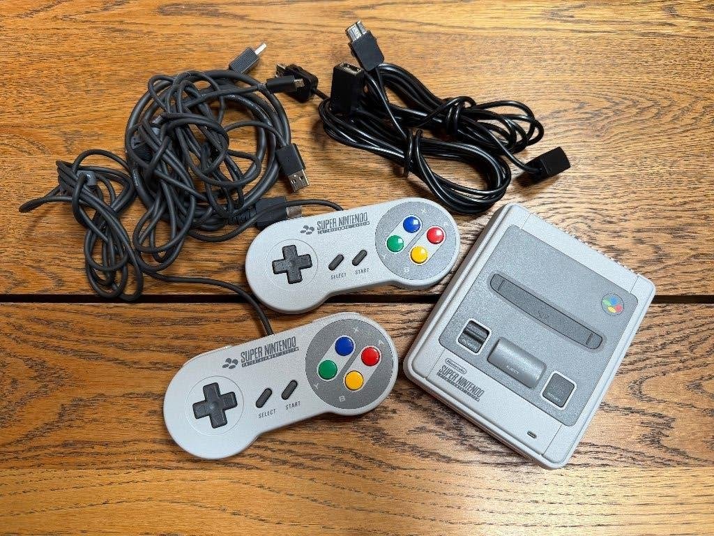 Super Nintendo Entertainment System (SNES Mini) – Nieuwstaat, Verzenden, Zo goed als nieuw, Met 2 controllers, Met games