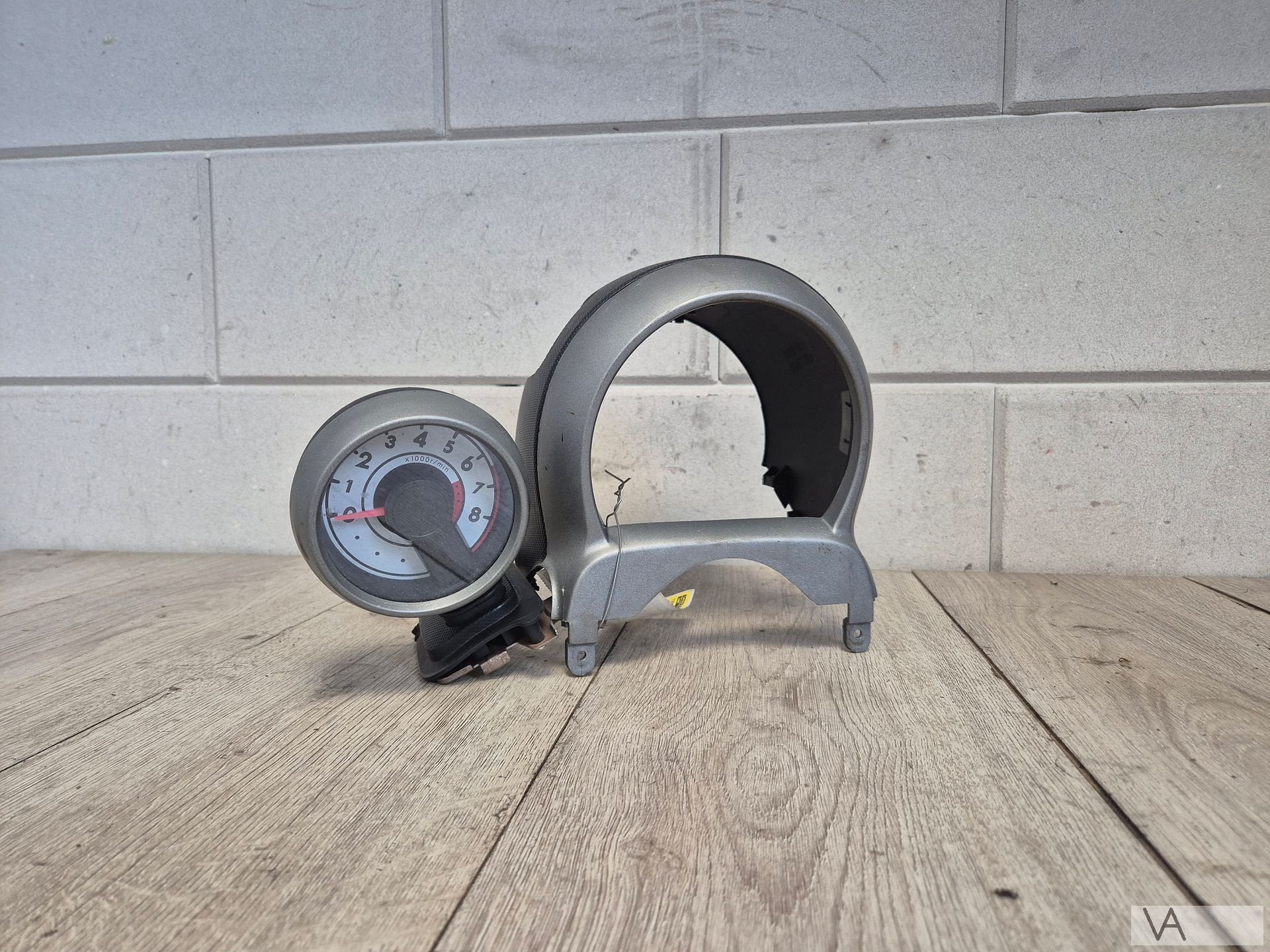 Toerenteller met kap van Peugeot 107 Citroen C1 Toyota Aygo, Gebruikt, -, -, Ophalen of Verzenden