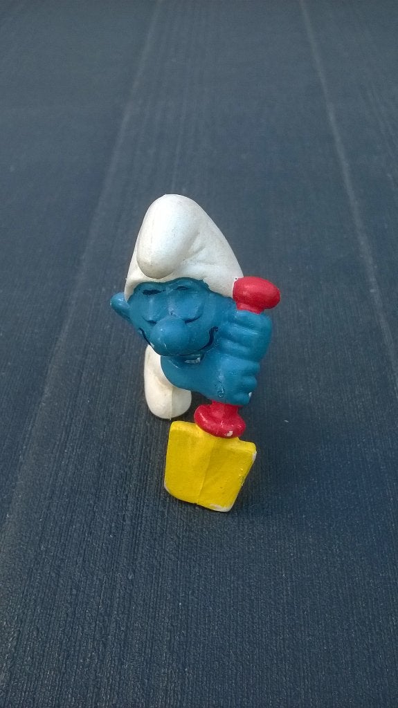 Smurf met schop – variant 2.0043, Verzamelen, Ophalen of Verzenden, Gebruikt, Overige Smurfen, Poppetje, Figuurtje of Knuffel