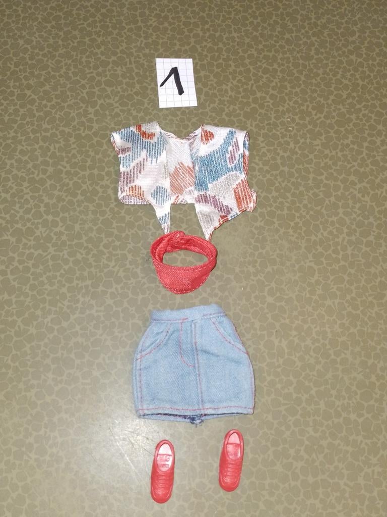 Lot d'habits barbie vintage, Enlèvement ou Envoi