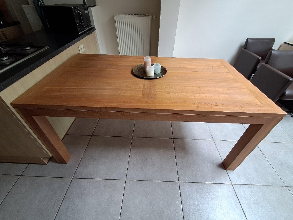 Belle table en bois massif extensible jusqu'à 240 cm, Maison & Meubles, Tables | Tables à manger, 150 à 200 cm, Cinq personnes ou plus