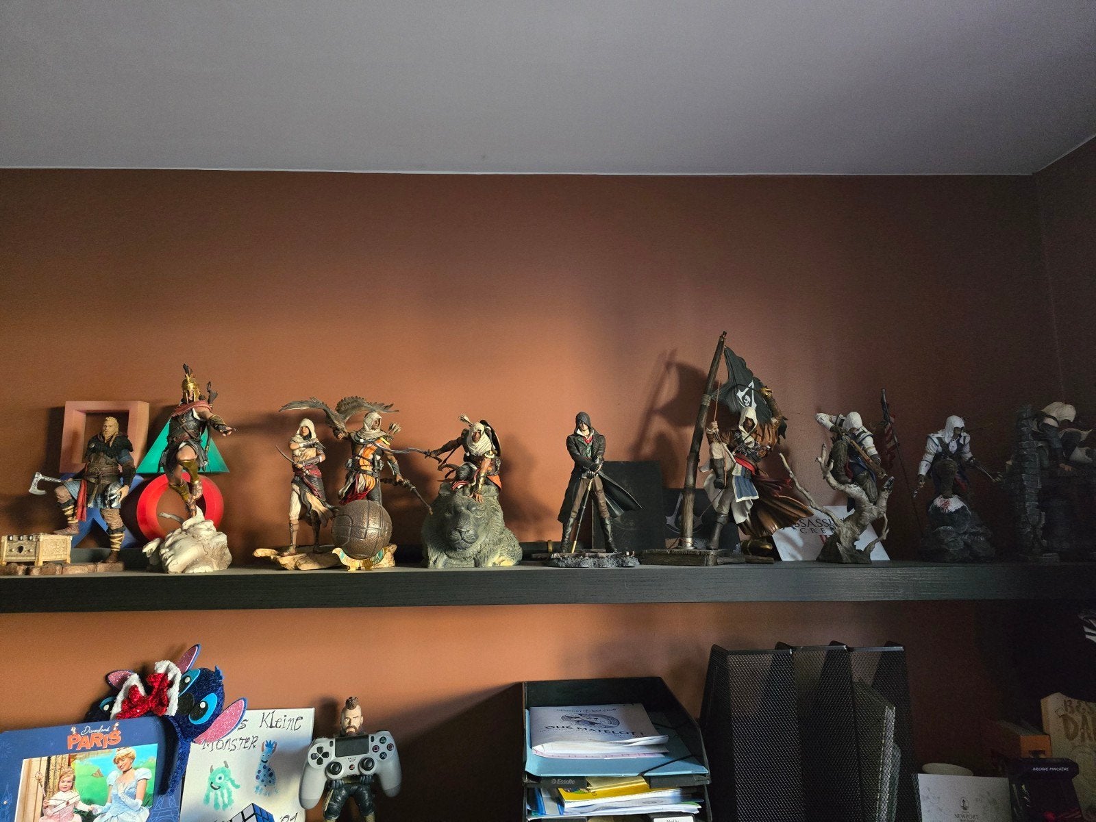 Collectie AC statues van collectors editions, Games en Spelcomputers, Games | Sony PlayStation 4, Ophalen