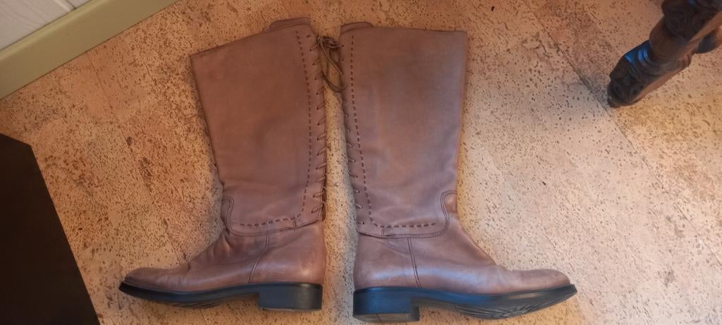 Lederen dameslaarzen Mt 38, Kleding | Dames, Hoge laarzen, Italiaans leder, Beige, Ophalen of Verzenden