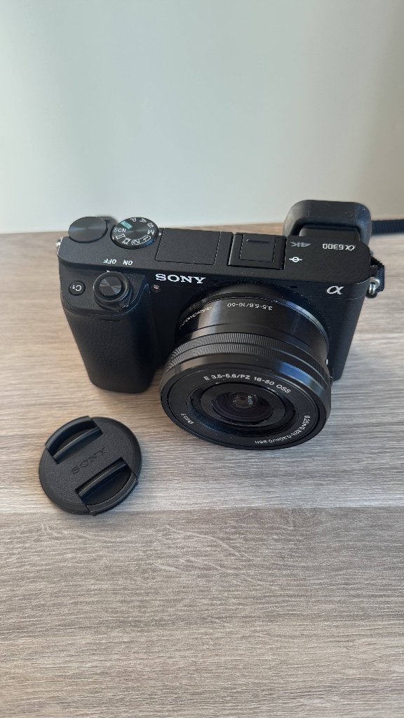 Sony A6300 zwart - zo goed als nieuw, Ingebouwde flitser, Ophalen of Verzenden, Zo goed als nieuw, 24 megapixels