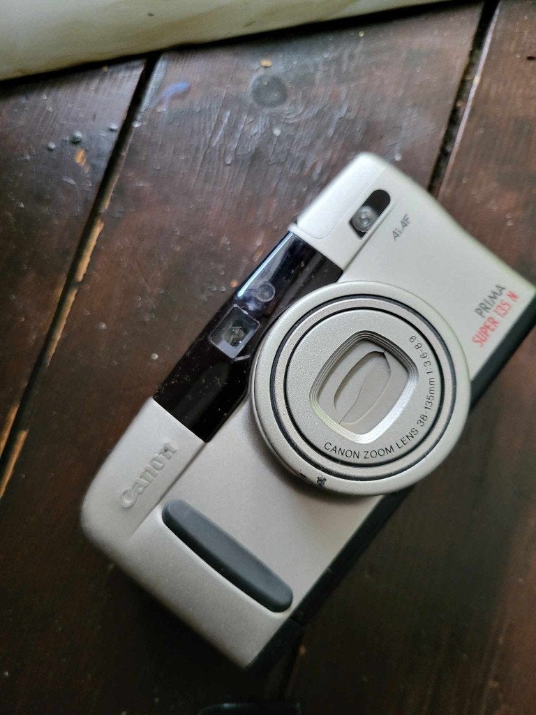 canon prima super 135N, TV, Hi-fi & Vidéo, Appareils photo analogiques, Enlèvement, Canon