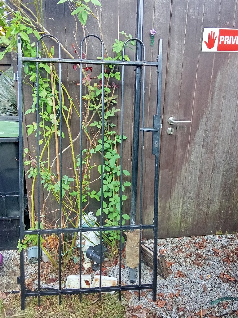 Portail, Enlèvement, Comme neuf
