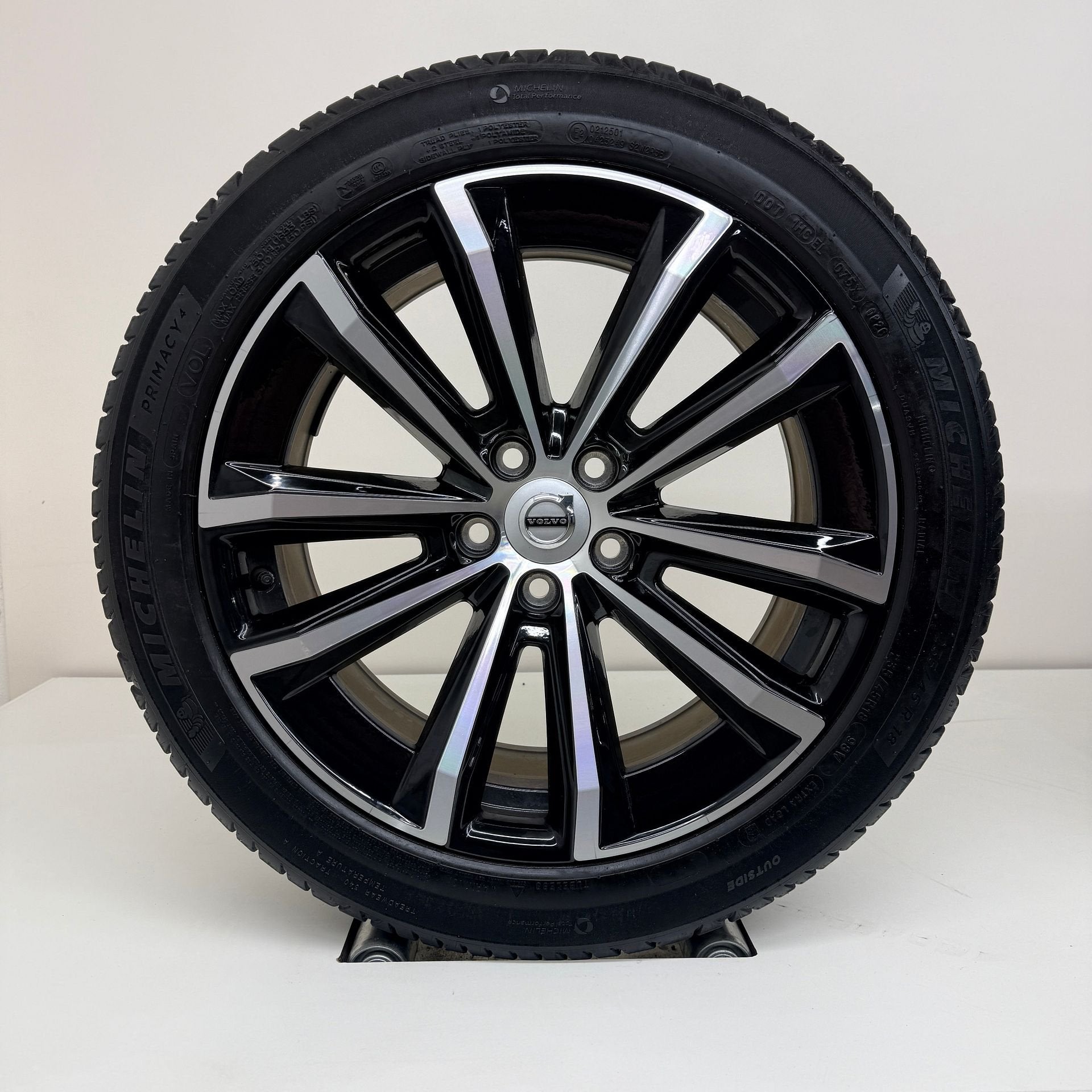 Volvo V60- 18 inch - zomerbanden, 18 inch, Gebruikt, Banden en Velgen, Ophalen of Verzenden