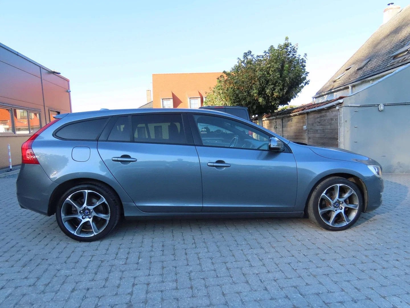 Volvo V60 V60 2.0 D2 Ocean Race (bj 2017), https://public.car-pass.be/vhr/b4a01a61-ffc6-4bd0-8d85-dd4a0118da7d, Gebruikt, 4 cilinders