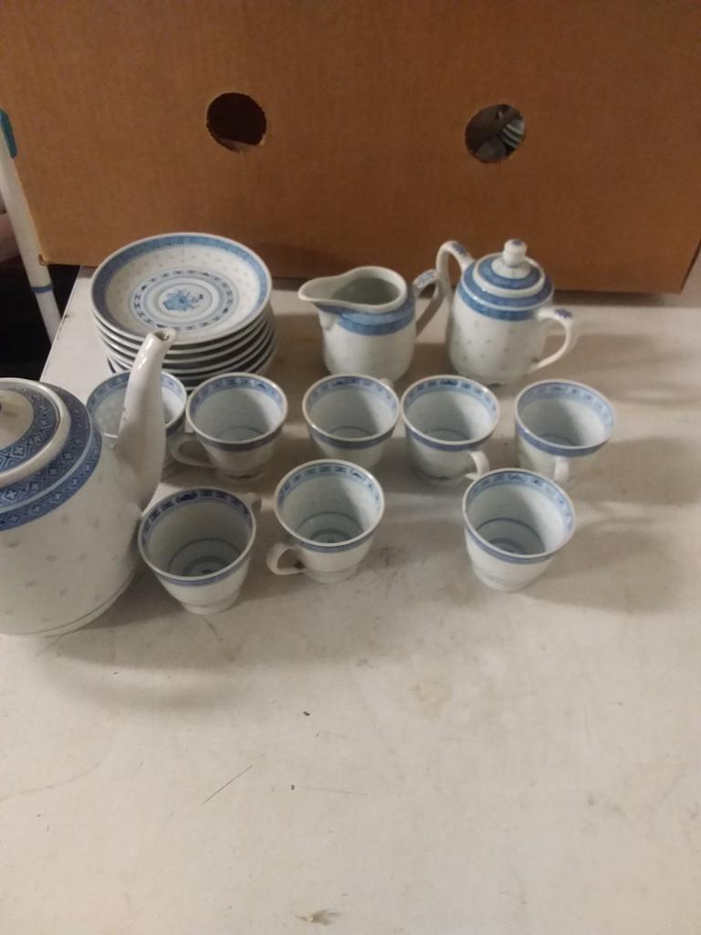 Theeset, Antiek en Kunst, Ophalen