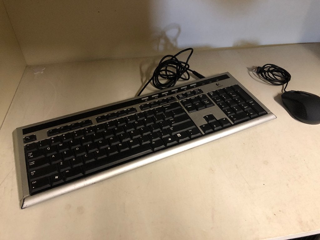 Pc  toetsenbord  Logitech, Computers en Software, Toetsenborden, Ophalen, Nieuw, Bedraad