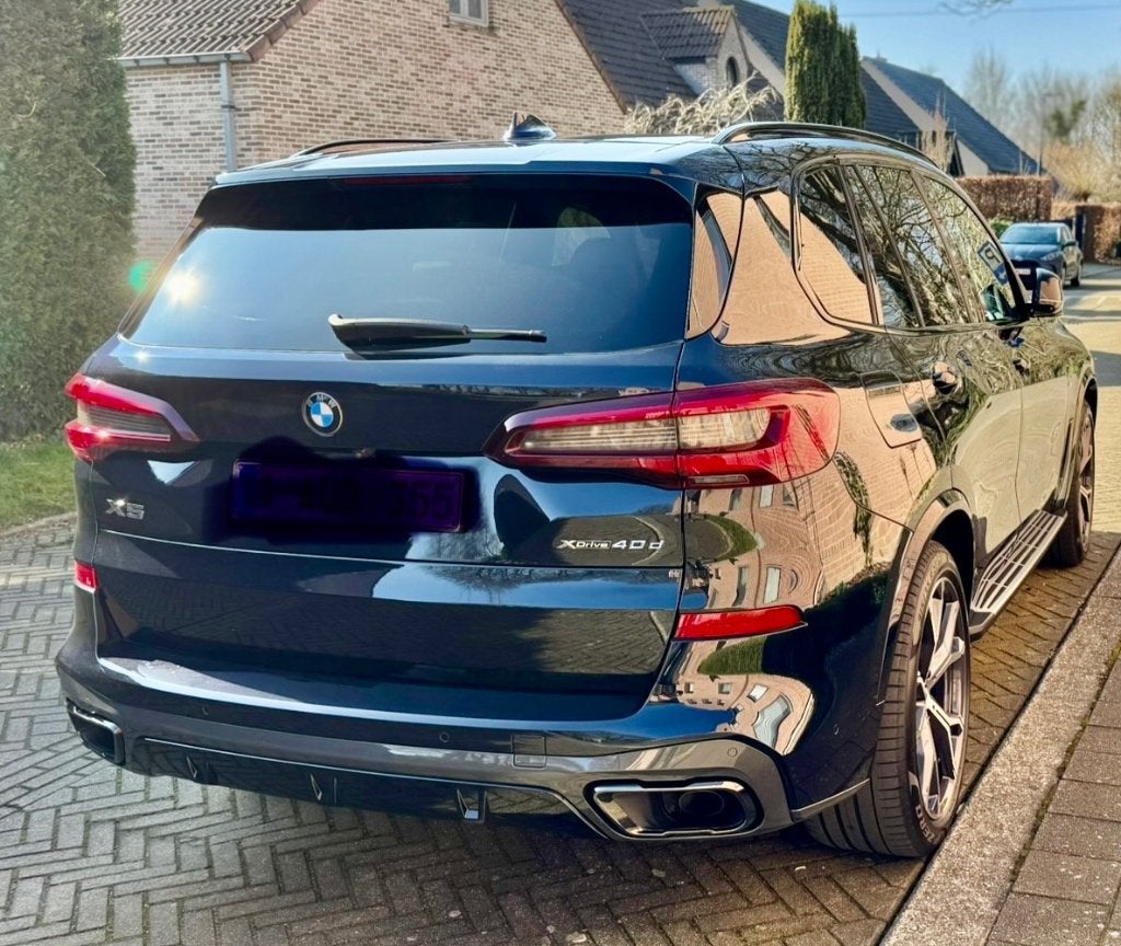 BMW X5 M40d 30d laser softclose pano h&k Msport trekhaak, Auto's, Automaat, Dealer onderhouden, Zwart, Leder