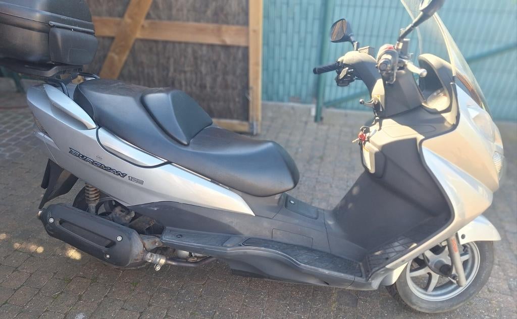 Suzuki Burgmann 125CC, Vélos & Vélomoteurs, Scooters | SYM, Autres modèles, 125 cm³, Classe B (45 km/h), Enlèvement