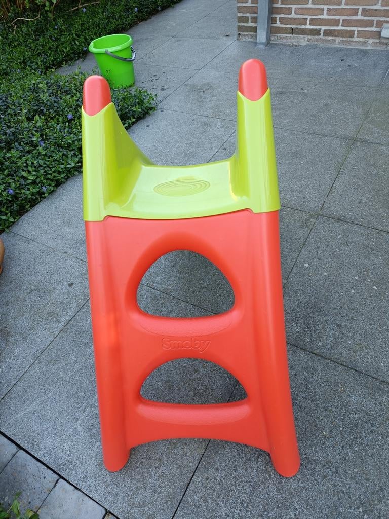 Glijbaan Smoby. Kleur oranje groen, Ophalen, Zo goed als nieuw, Glijbaan