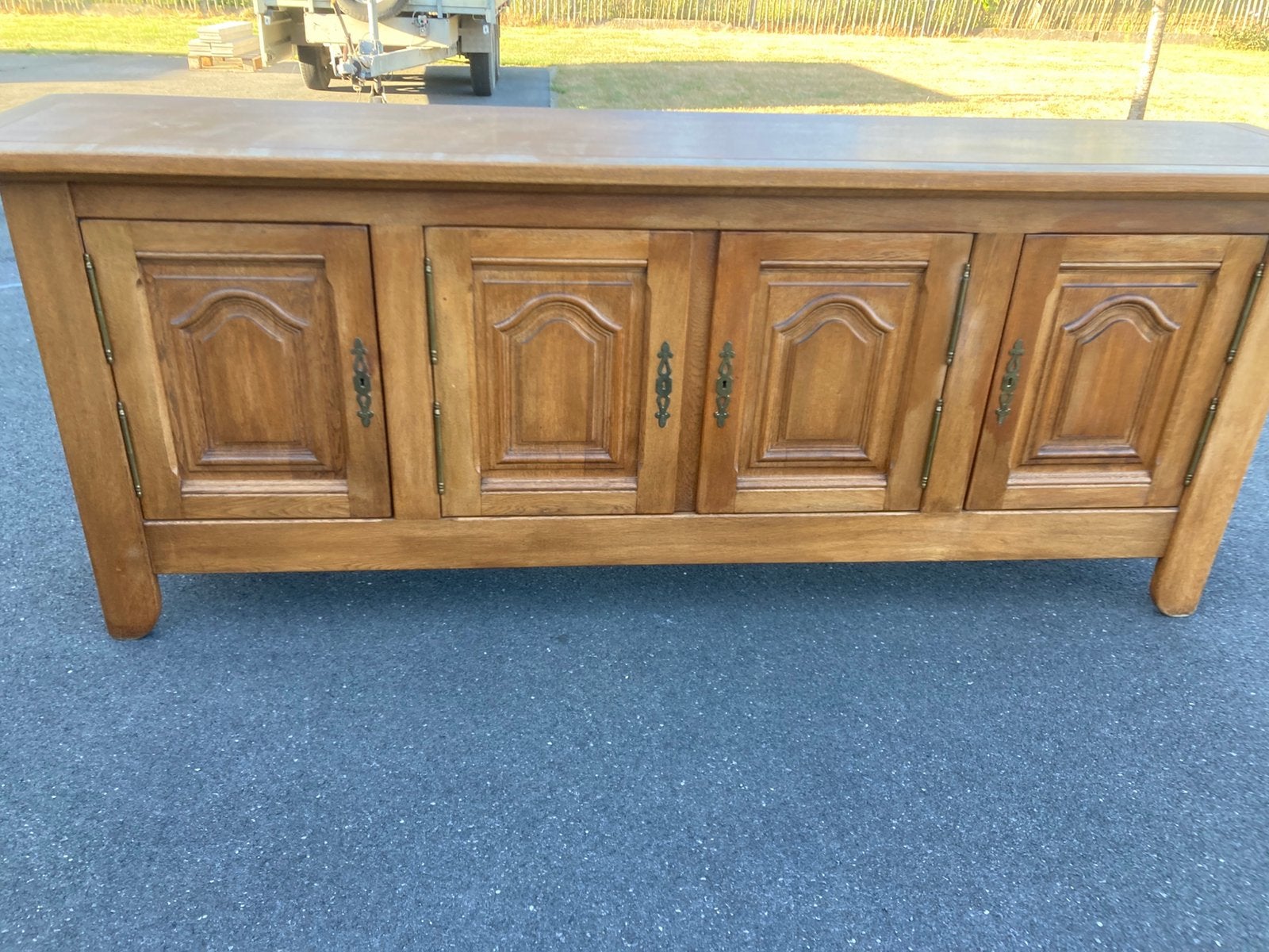 Eiken dressoir, Enlèvement, Comme neuf