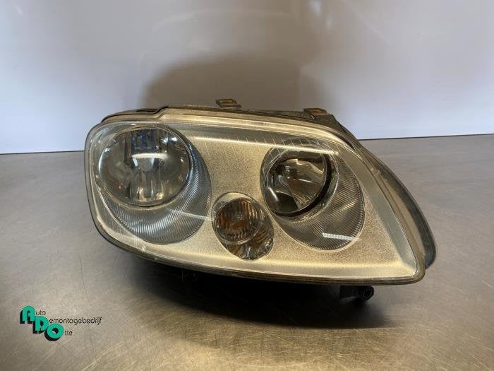 Phare droit d'un Volkswagen Caddy (Caddy 04-), Autos : Pièces & Accessoires, Volkswagen, -, 3 mois de garantie, Utilisé