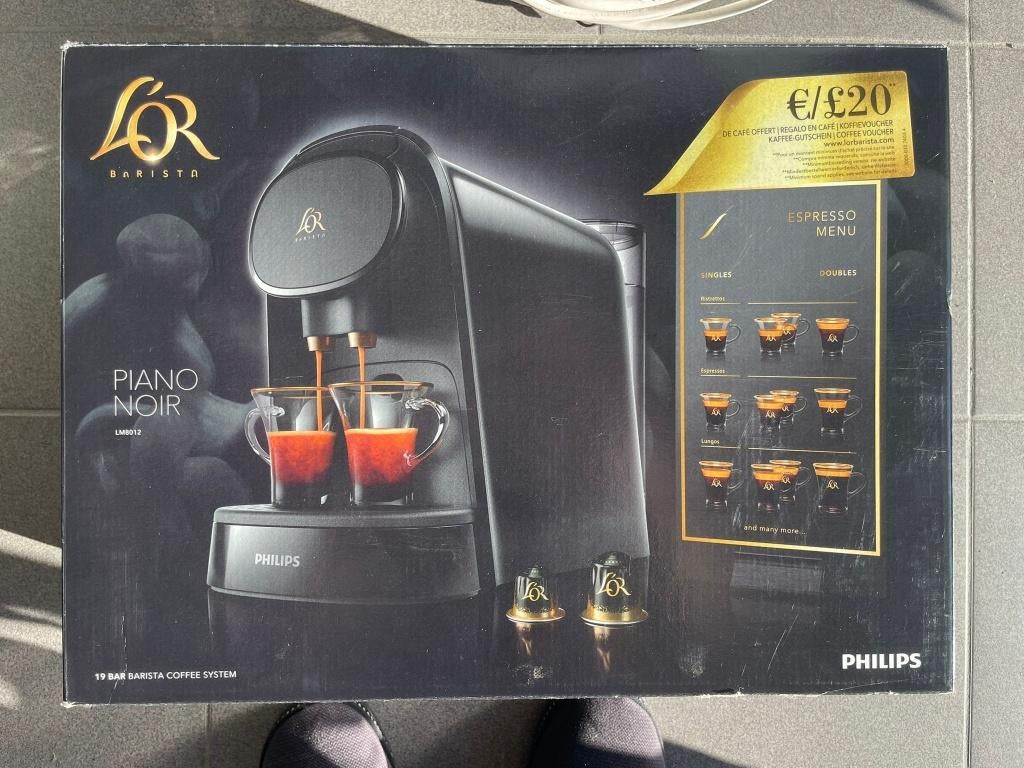 L'or Barista - Piano Noir (cafetière), Neuf, Réservoir d'eau amovible, Dosettes et capsules de café, Enlèvement