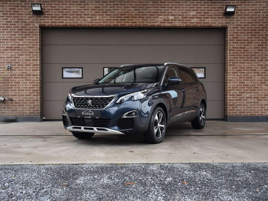 Peugeot 5008 1.5 HDI ALLURE / CARPLAY / LED / GPS / CAM / D, Auto's, USB, Zwart, 4 cilinders, https://public.car-pass.be/vhr/a50f6561-c263-4962-bc6e-7a619c3206cb