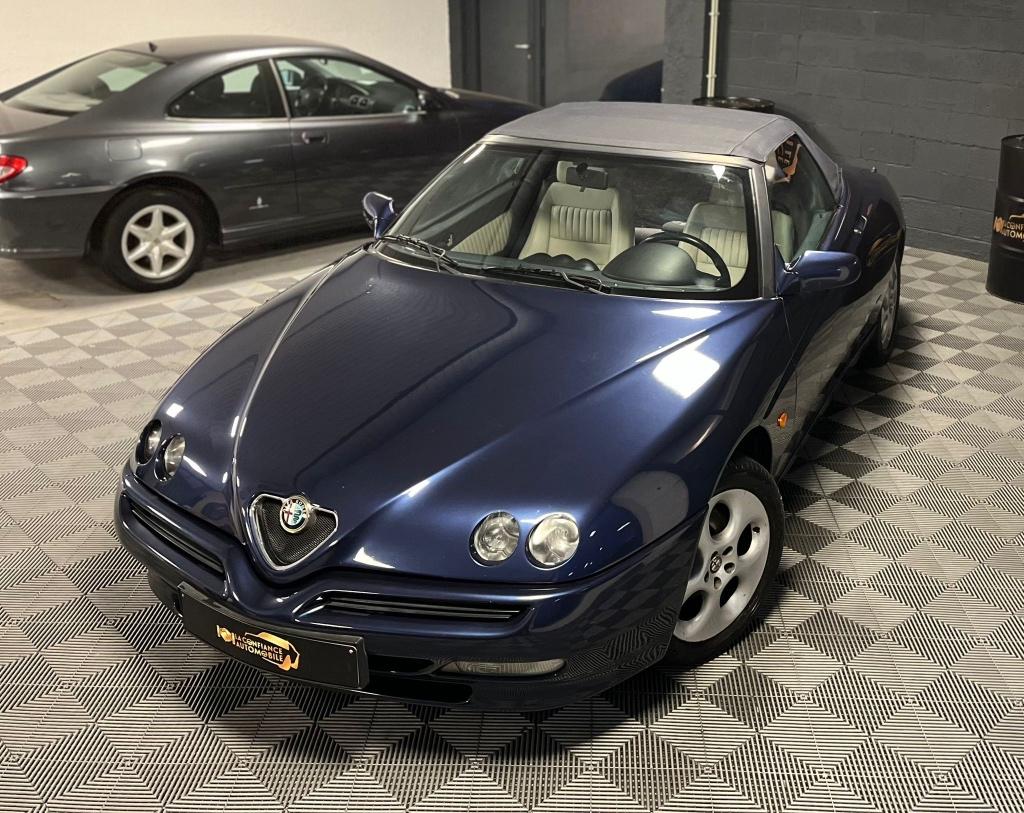 Alfa Roméo Spider 2.0i CT OK Garantie 1 An, Autos, Alfa Romeo, Cuir, Beige, Spider, https://public.car-pass.be/vhr/084eb8be-b241-45f5-a99d-8092fe20fca3