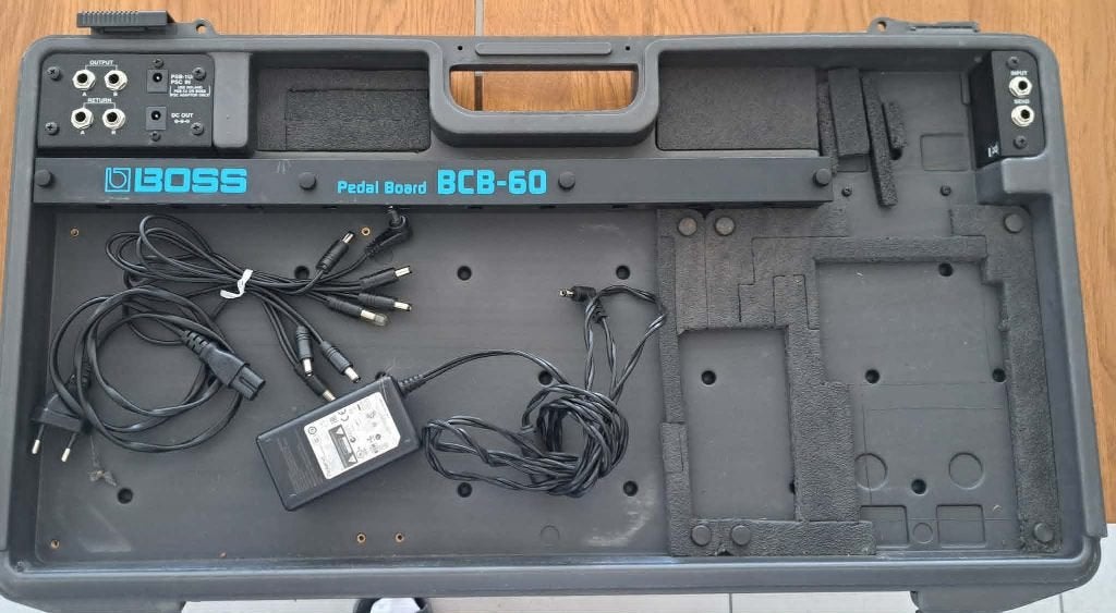BOSS - Pedalboard BCB-60, Muziek en Instrumenten, Effecten, Ophalen, Gebruikt, Overige typen