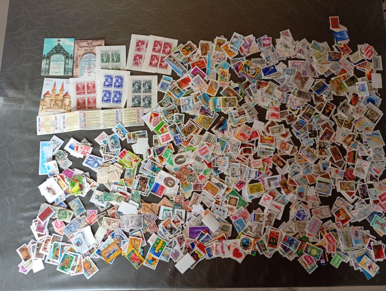 L24) joli lot de timbres France, Enlèvement ou Envoi