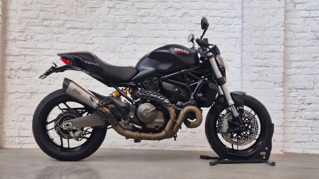 Ducati Monster 821 Dark ABS SC Project @motomobilia, Motos, Permis Moto A, Entreprise, Occasion, Plus de 35 kW