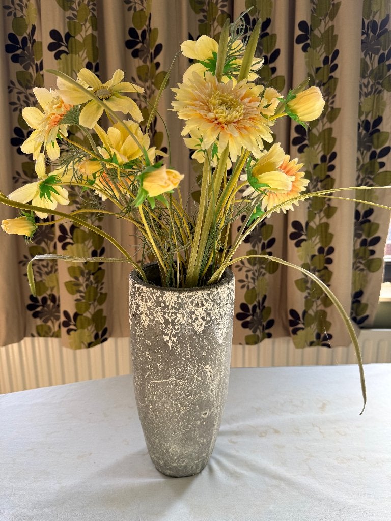 stenen  vaas met stoffen bloemen, Huis en Inrichting, Woonaccessoires | Vazen, Ophalen, 30 cm, Matte afwerking, Zo goed als nieuw