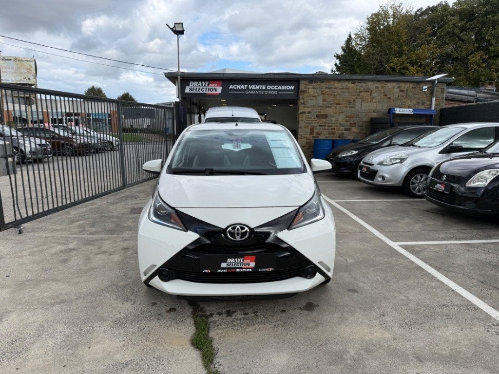 Toyota Aygo, https://public.car-pass.be/vhr/e5763eeb-f4e2-4a4d-81ee-e1e987d01318, Essai à domicile, Achat, 998 cm³