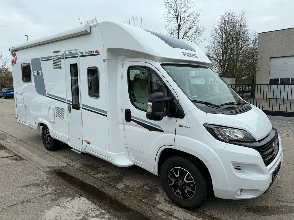 Pilote P726 Evidence, Caravans en Kamperen, Mobilhomes, Bedrijf, tot en met 4, Half-integraal, Pilote, Fiat, Diesel, Ringverwarming