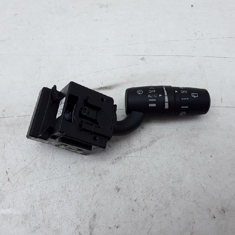 COMMODO ESSUIE-GLACE Mazda CX-3 (DJ / DK) (01-2015/01-2018), Autos : Pièces & Accessoires, Utilisé, Mazda