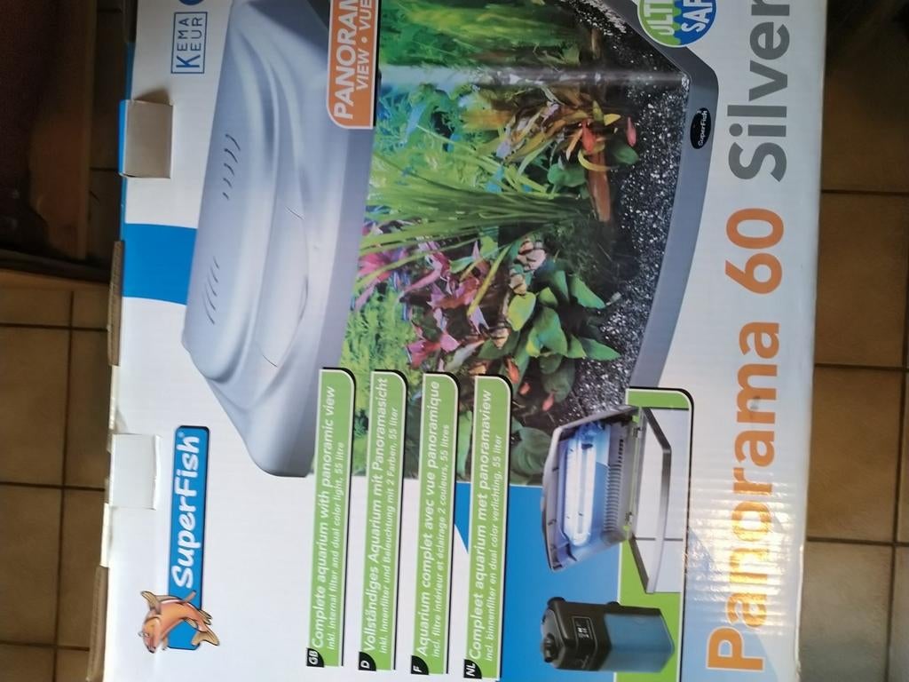 Aquarium in ongeschonden staat, Ophalen, Zo goed als nieuw
