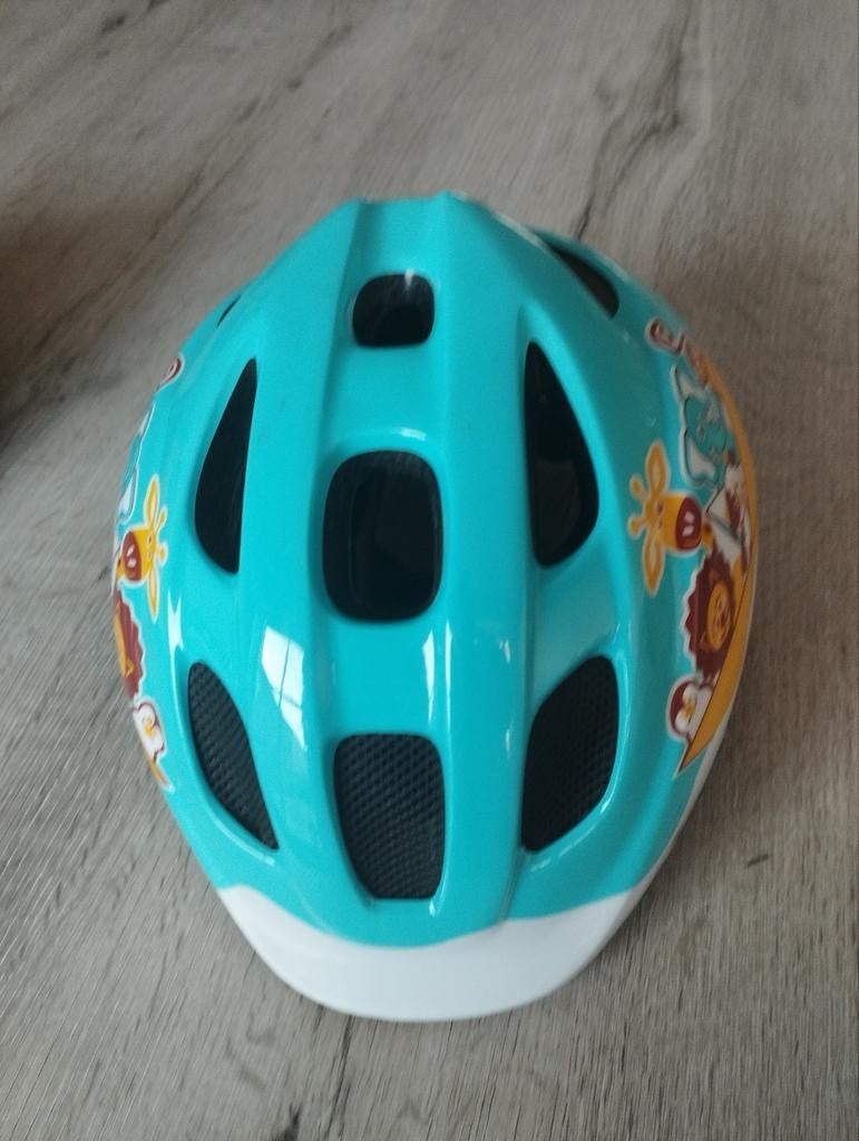 2 kinderhelm.5€stuk, Ophalen, Zo goed als nieuw
