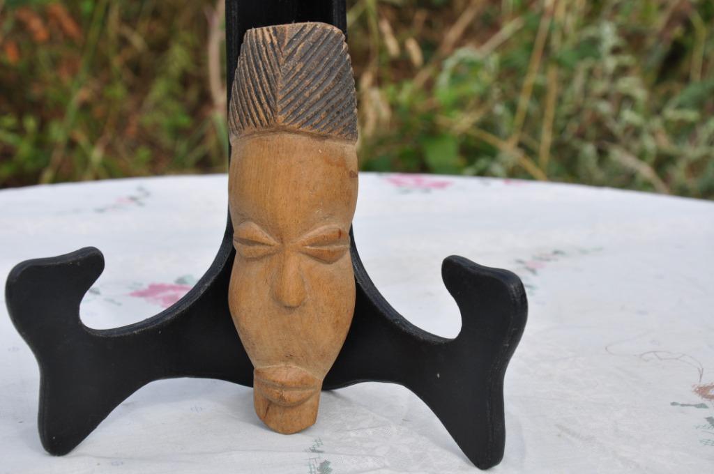 petite tête en bois africain murale, Enlèvement ou Envoi