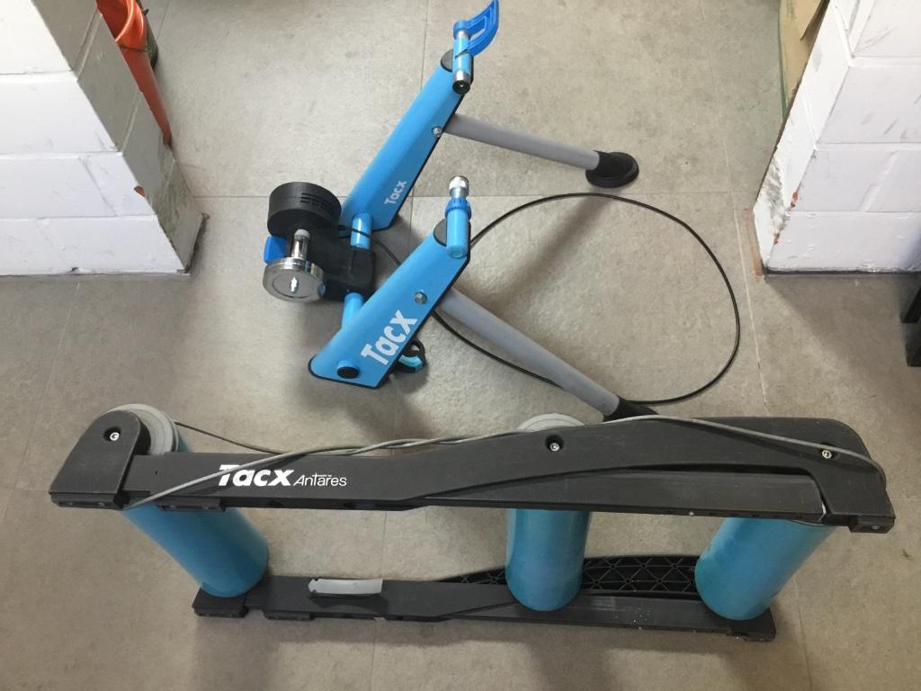 TRAININGSROLLEN TACX, Enlèvement, Comme neuf